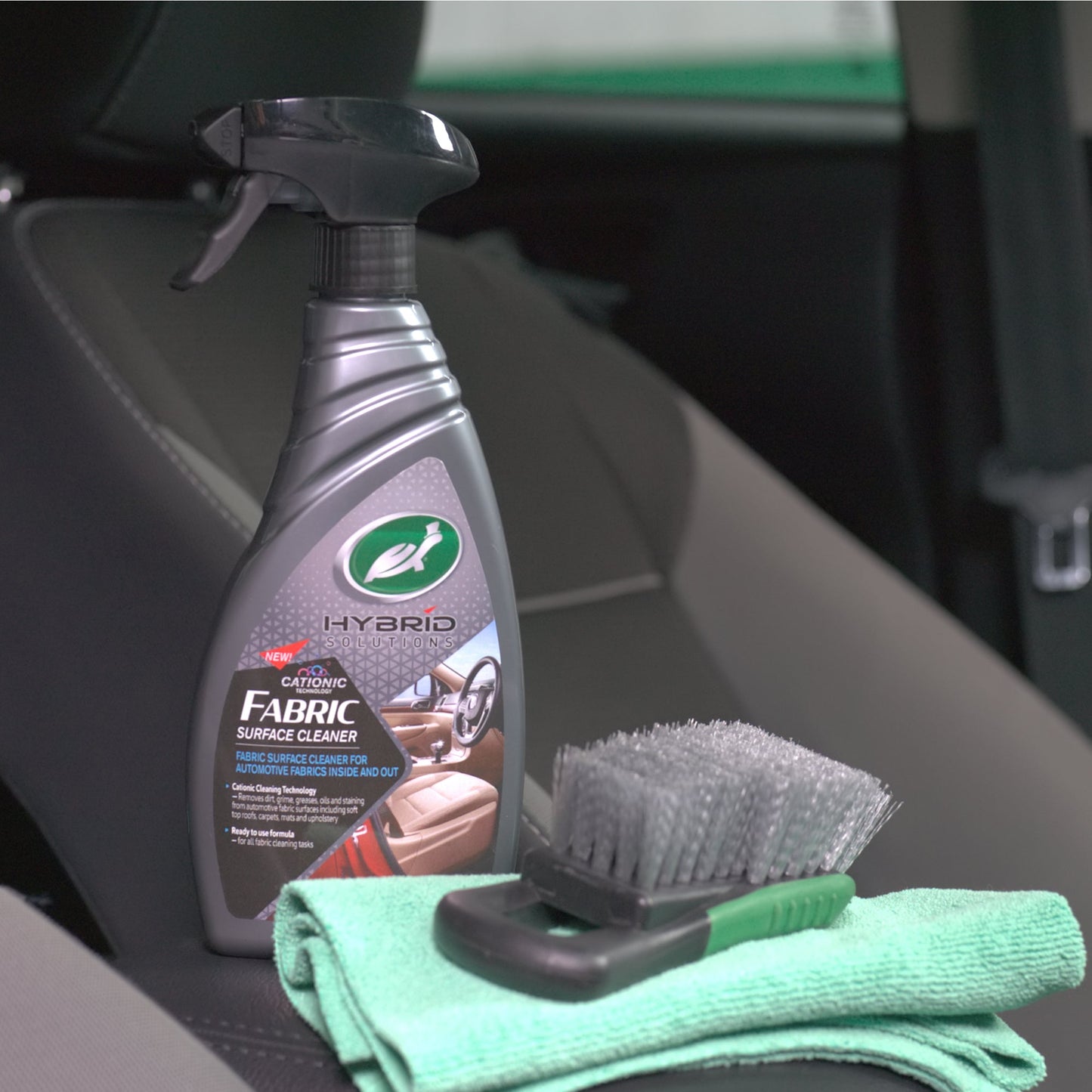 Turtle Wax Hybrid Solutions fabric cleaner, brush, and microfiber cloth for car interior cleaning, ideal for Indian car care.