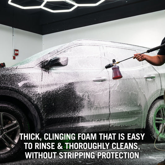 Car detailing in India: Foam cannon spray cleans car. Thick foam. No Turtle Wax seen.
