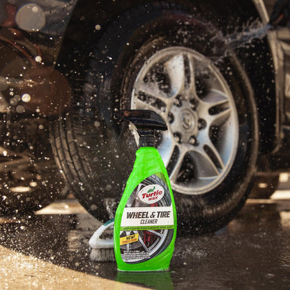 Turtle Wax Wheel & Tire Cleaner, 680ml. Car wheel cleaning product for Indian roads. Removes brake dust.