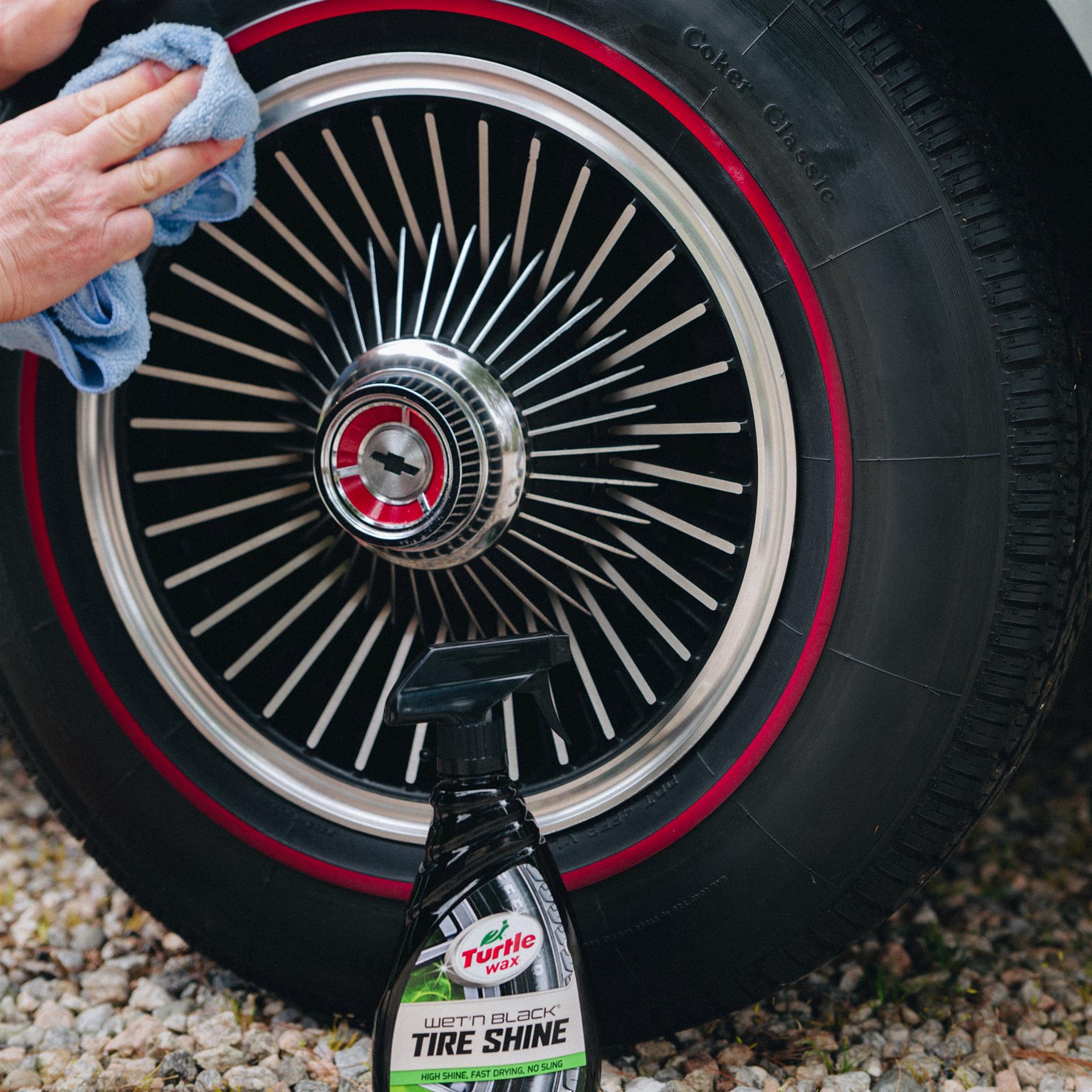 Turtle Wax tyre care for classic redline tyres. Detailing a Chevy wheel. कार टायर.
